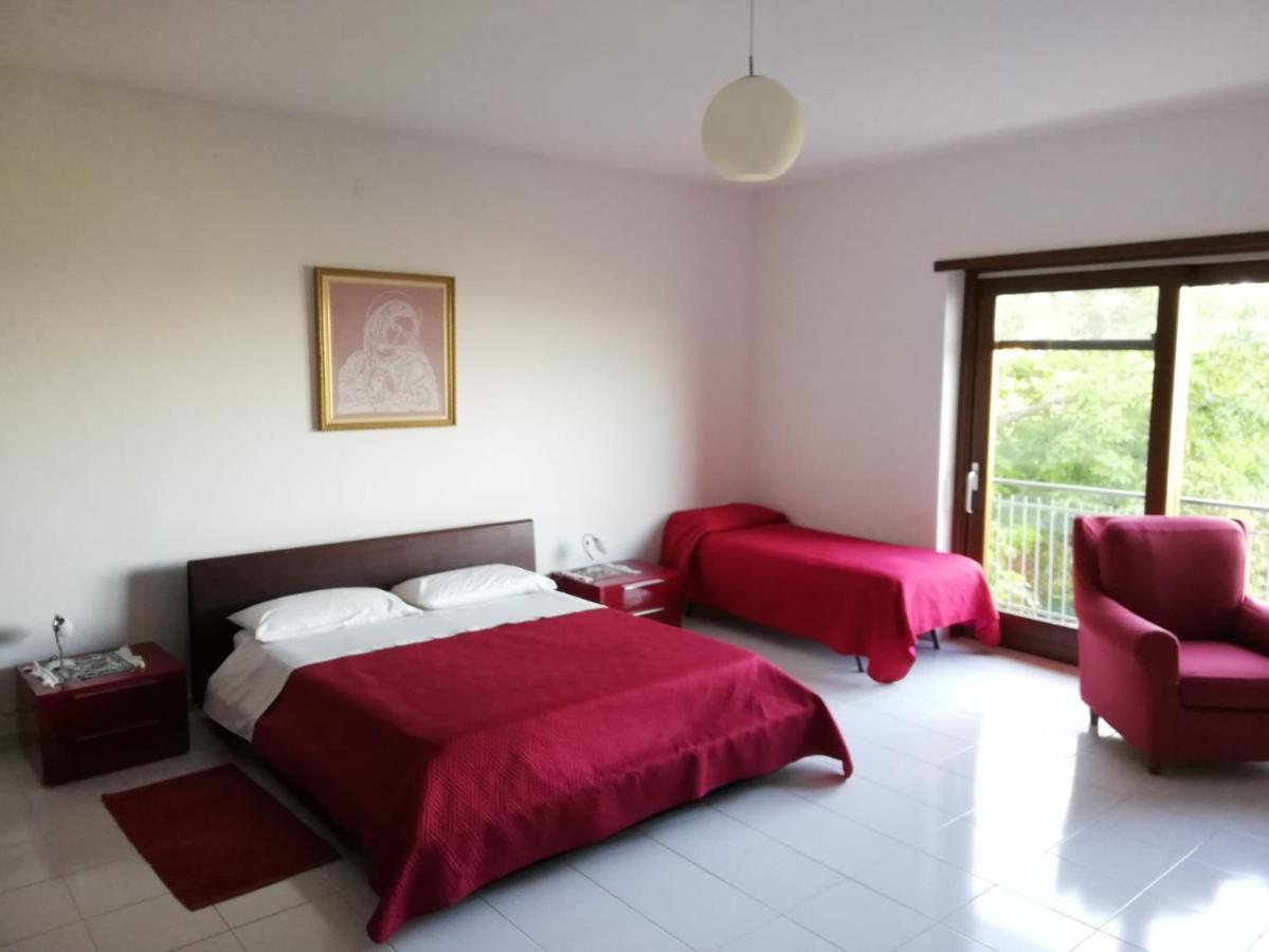 Appartamento Perito Luaran gambar